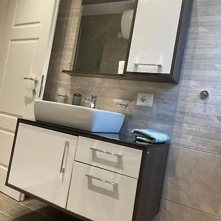 Adriatic Holiday House Daire *