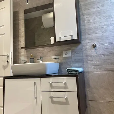 Daire Adriatic Holiday House